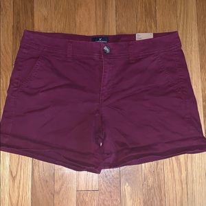 American Eagle Twill Midi Short- Maroon